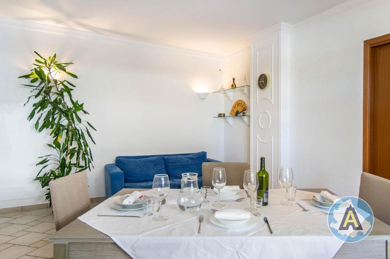 Luminoso A Due Passi Dal Mare 51A Apartman Montesilvano Marina Kültér fotó