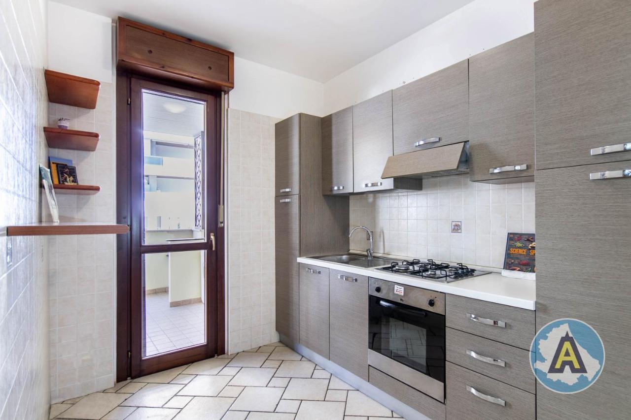 Luminoso A Due Passi Dal Mare 51A Apartman Montesilvano Marina Kültér fotó